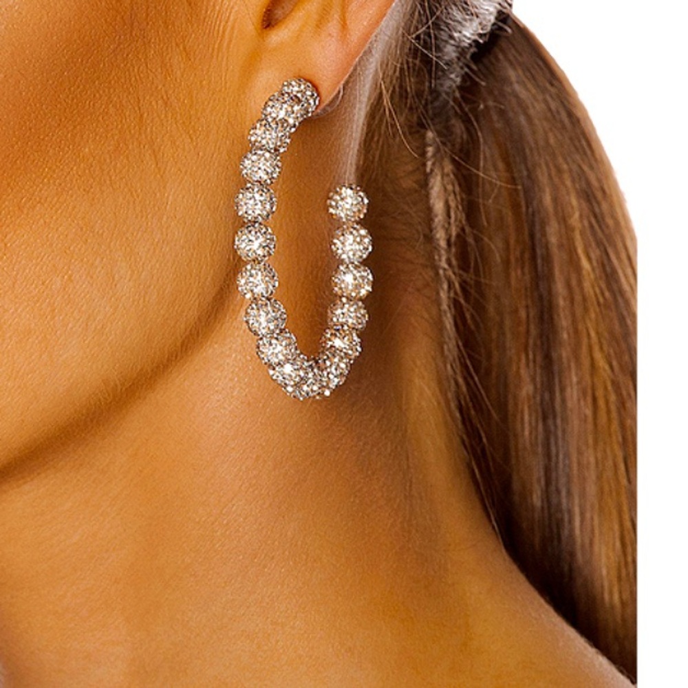 SIMULATED DIAMOND HOOP EARRINGS IN SILVER TONE AND CUBIC ZIRCONIA